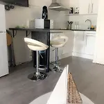 Au Clair De La Lagune * Gruissan