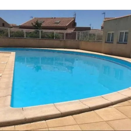 Au Clair De La Lagune *