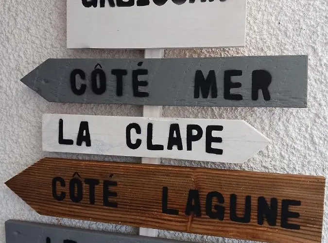 Au Clair De La Lagune Дом отдыха *